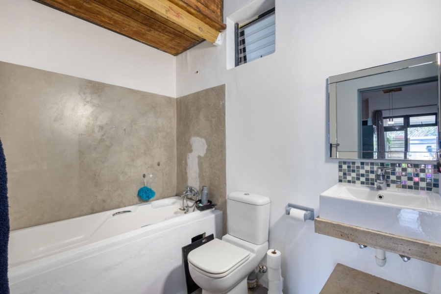 1 Bedroom Property for Sale in Knysna Central Western Cape